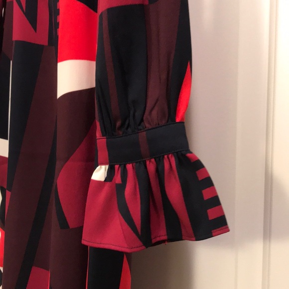 Beautiful geometric patterned! - Picture 2 of 3